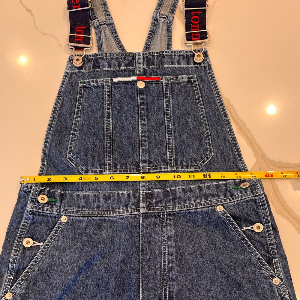 Like New Vintage Women's Tommy Hilfiger Demin Bib Overall Shorts - Size XS - Picture 9 of 11